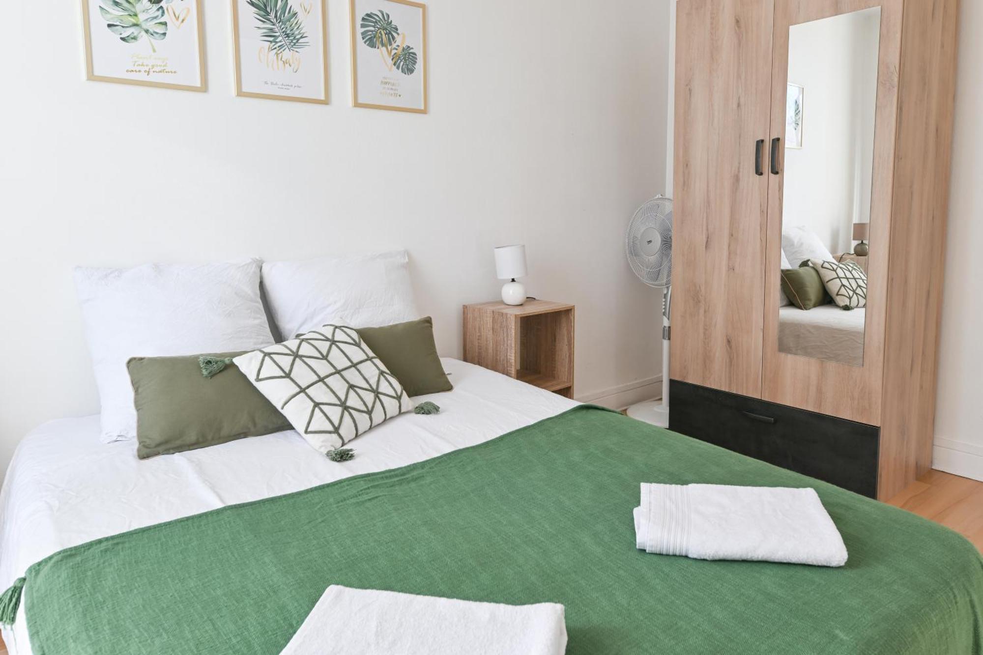 Grand Appartement Avec Balcon Hyper - Centre تارْب المظهر الخارجي الصورة